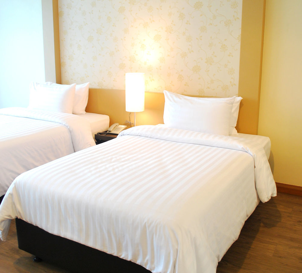Rimkhobfa Urban Resort Bangkok Ngoại thất bức ảnh